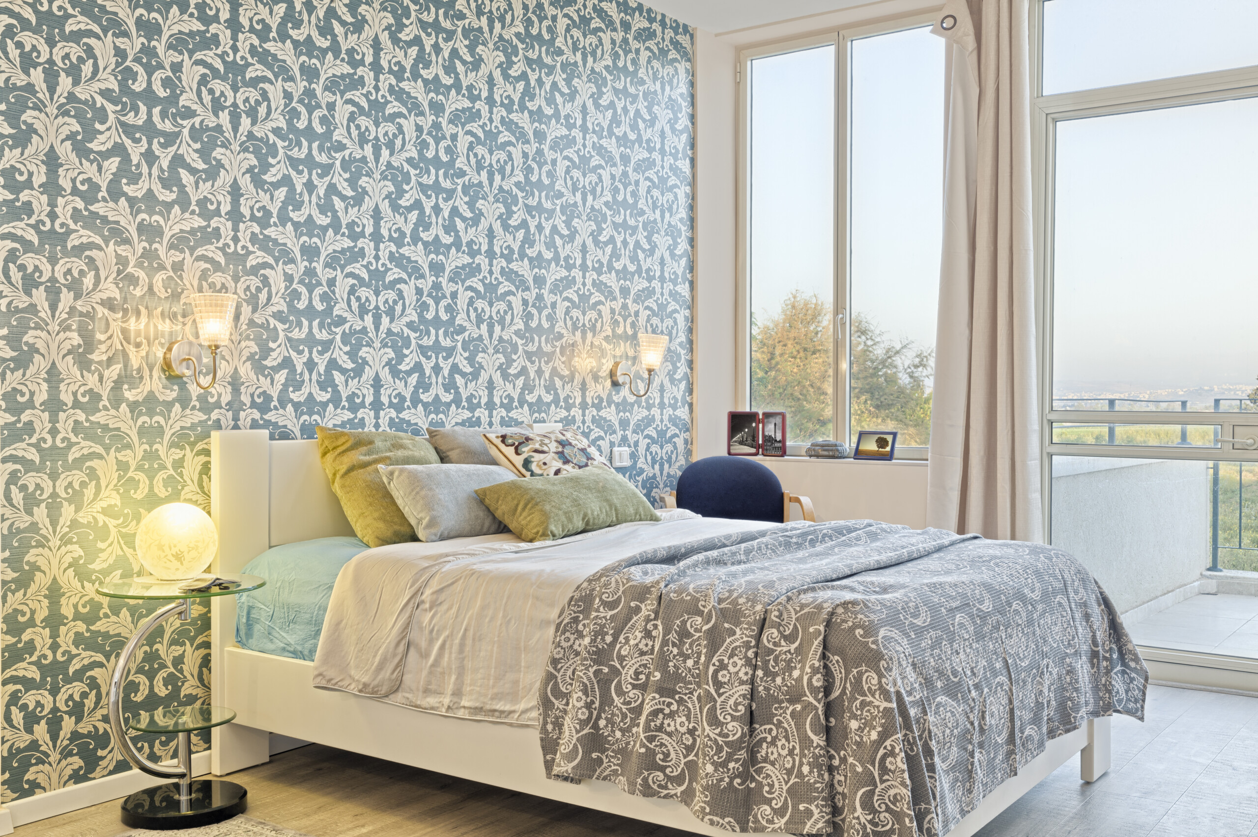19 Simple But Beautiful Wallpaper Designs For Every Bedroom