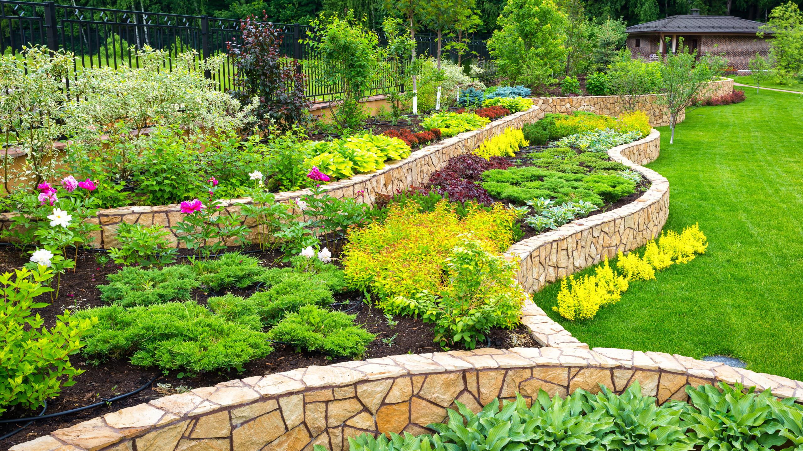 simple landscaping ideas garden