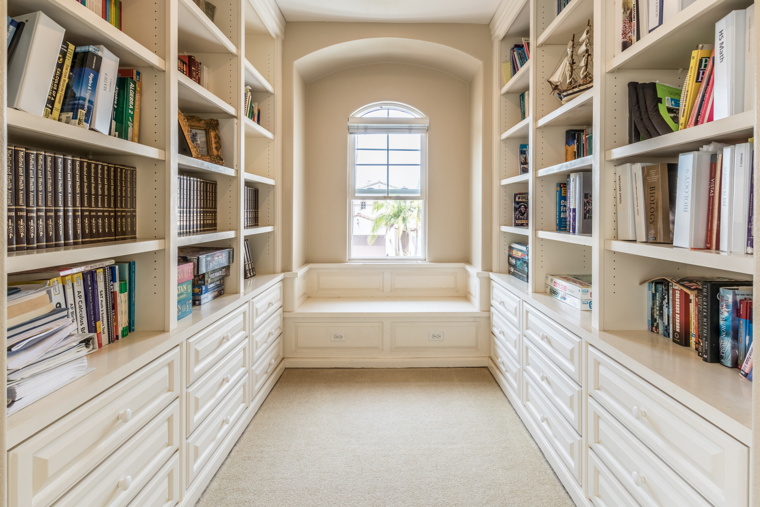 home-library-ideas-to-inspire-the-ultimate-reading-nook-d-cor-aid