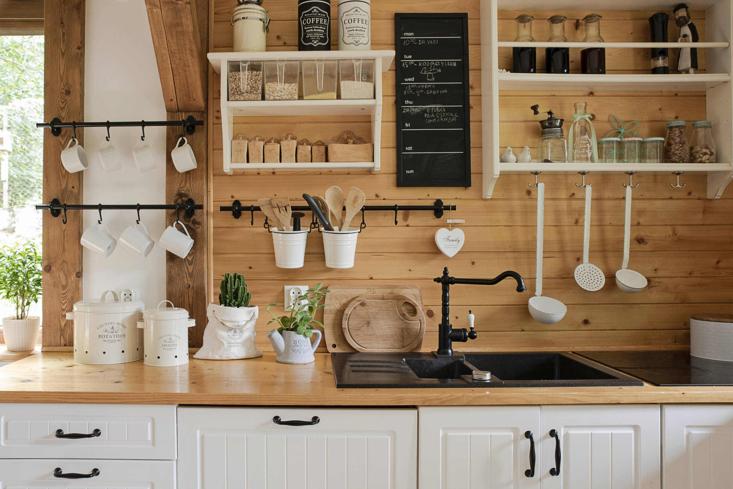 kitchen design with shelves
