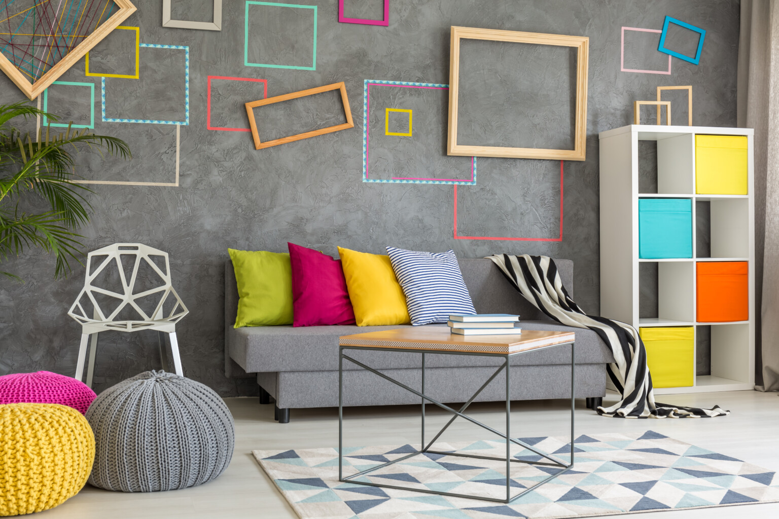 Living Room Wall Decor Ideas | 12+ Ways To Bring It To Life - Décor Aid